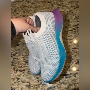 Allbirds Shoes Women Size 8.5 White Tree Dasher Blizzard Thrive Teal Purple